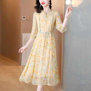 Women's Elegant Mulberry Silk Midi Skirt